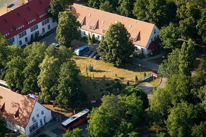 Chrobry Hotel Szprotawa Esterno foto